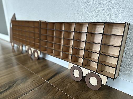 Polička na autíčka - nákladné auto 2 (prírodné/morené)