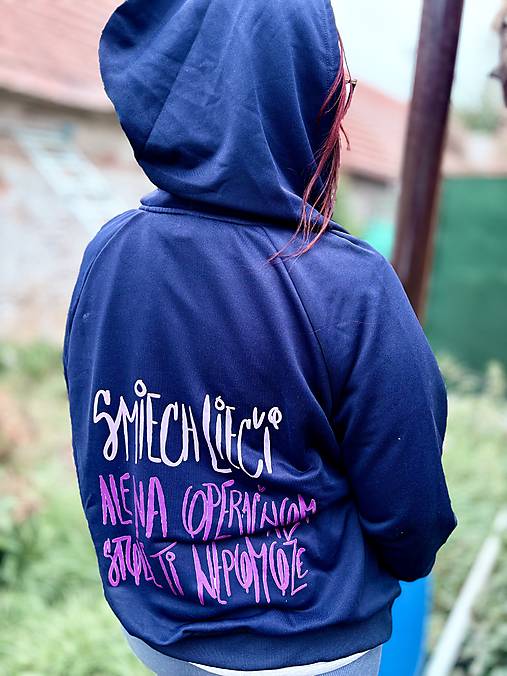 Mikiny ChroNika – keď chceš mať pokoj aspoň navonok