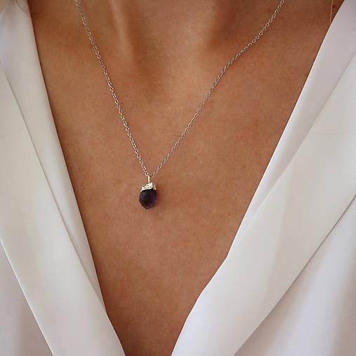 Náhrdelníky - Strieborný náhrdelník s ametystom - 18091775_