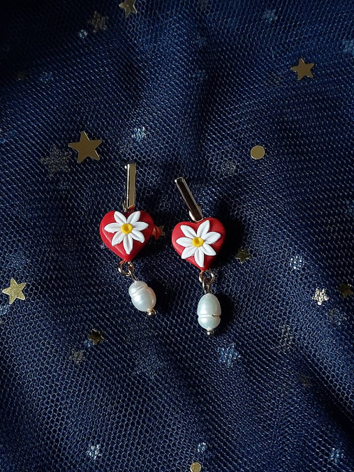 Náušnice - Visiace náušnice s perličkou MARGARÉTKA - 18094848_