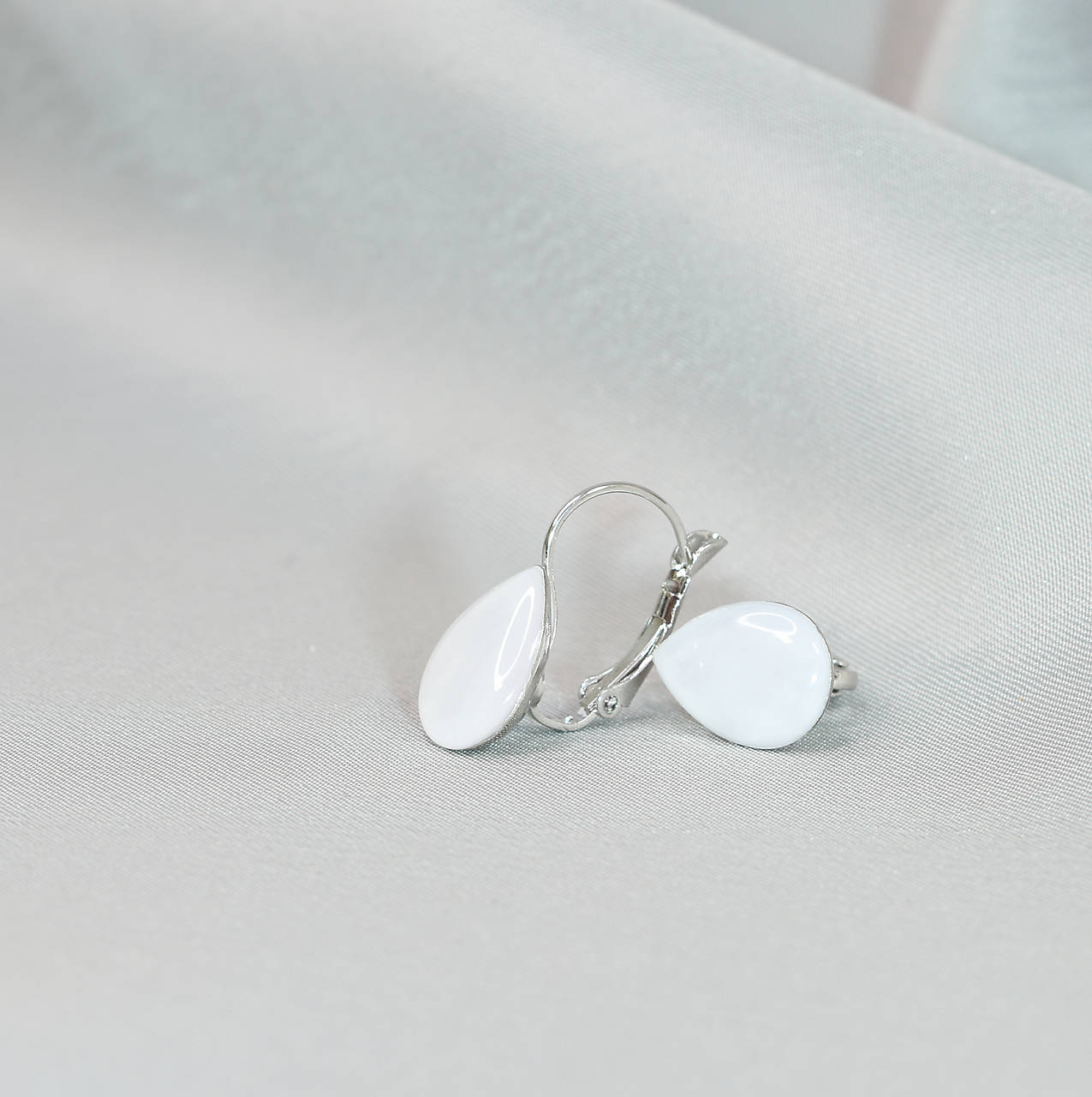 n o c ~ d e ň _ náušnice slza