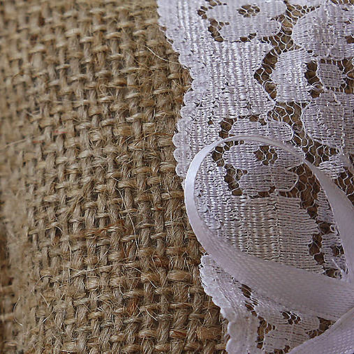 Jutový vankúšik pod krížik