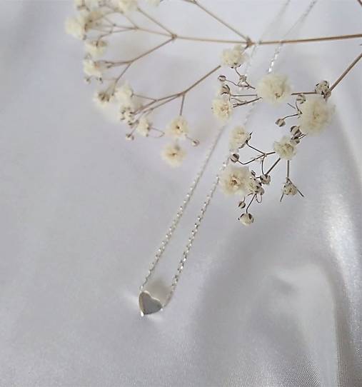 Náhrdelníky - Strieborný Ag925 náhrdelník so srdiečkom - 18098096_