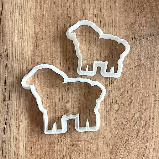 Príbory, varešky, pomôcky - Vykrajovačka ovečka / S005-E7 - 18095905_