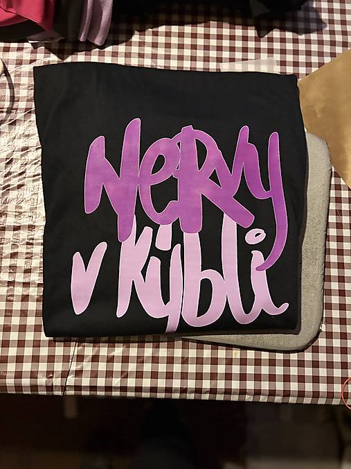 Set - pre dni keď musíš byť slušná/ý aj keď nechceš