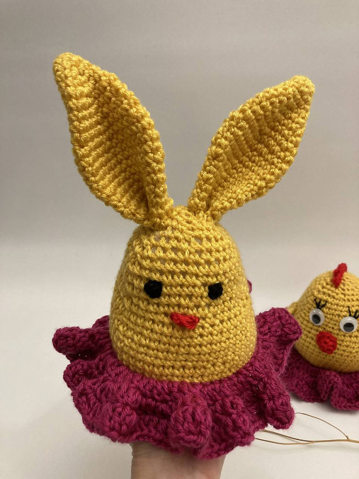 Hračky - Sliepočka a Zajko / háčkované dekorácie/žlto-ružové (zajko) - 18097570_