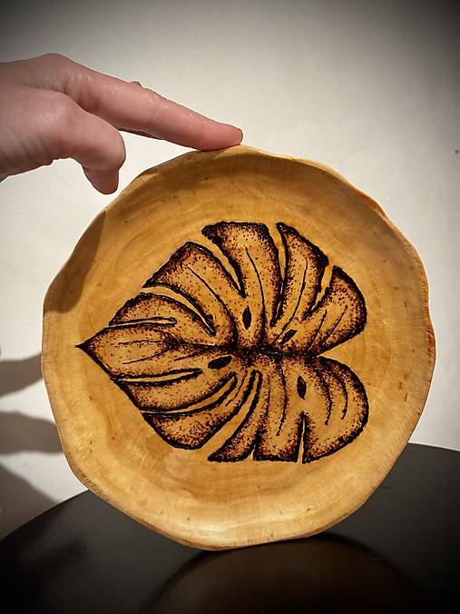 Nádoby - Brezový tanierik s monsterou - 18096536_