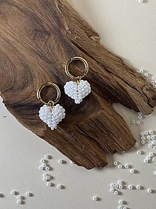 Náušnice - Náušnice srdiečka krúžky biele - 18095887_