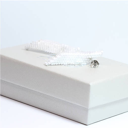 s v a d b a _ lineárne napichovacie náušnice