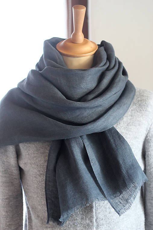 Veľká jemná šedomodrá šatka zo 100% premium ľanu