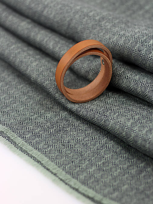 Elegantný šedozelený šál zo 100% premium ľanu s diamantovým vzorom