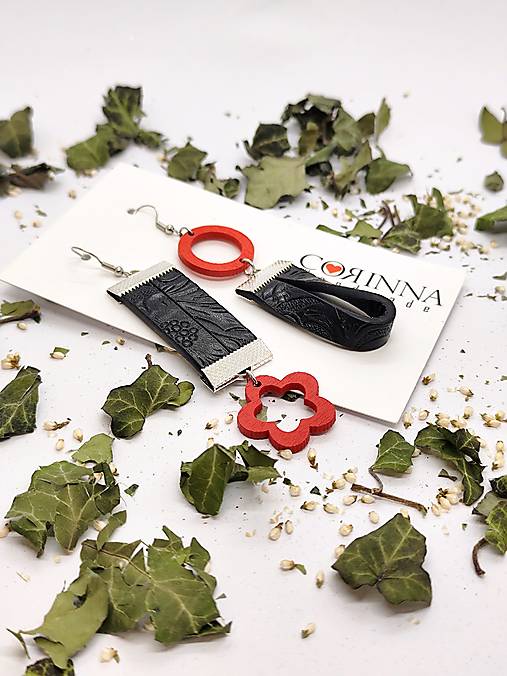 Asymetrické náušnice "CAROLA"