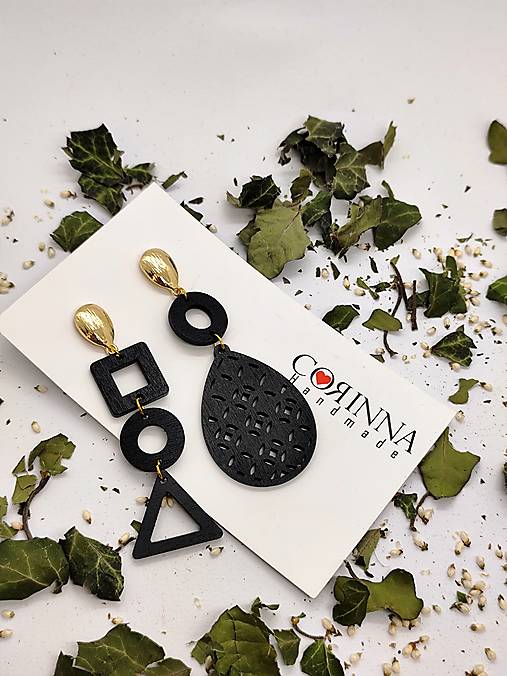 Asymetrické náušnice "SASHY"