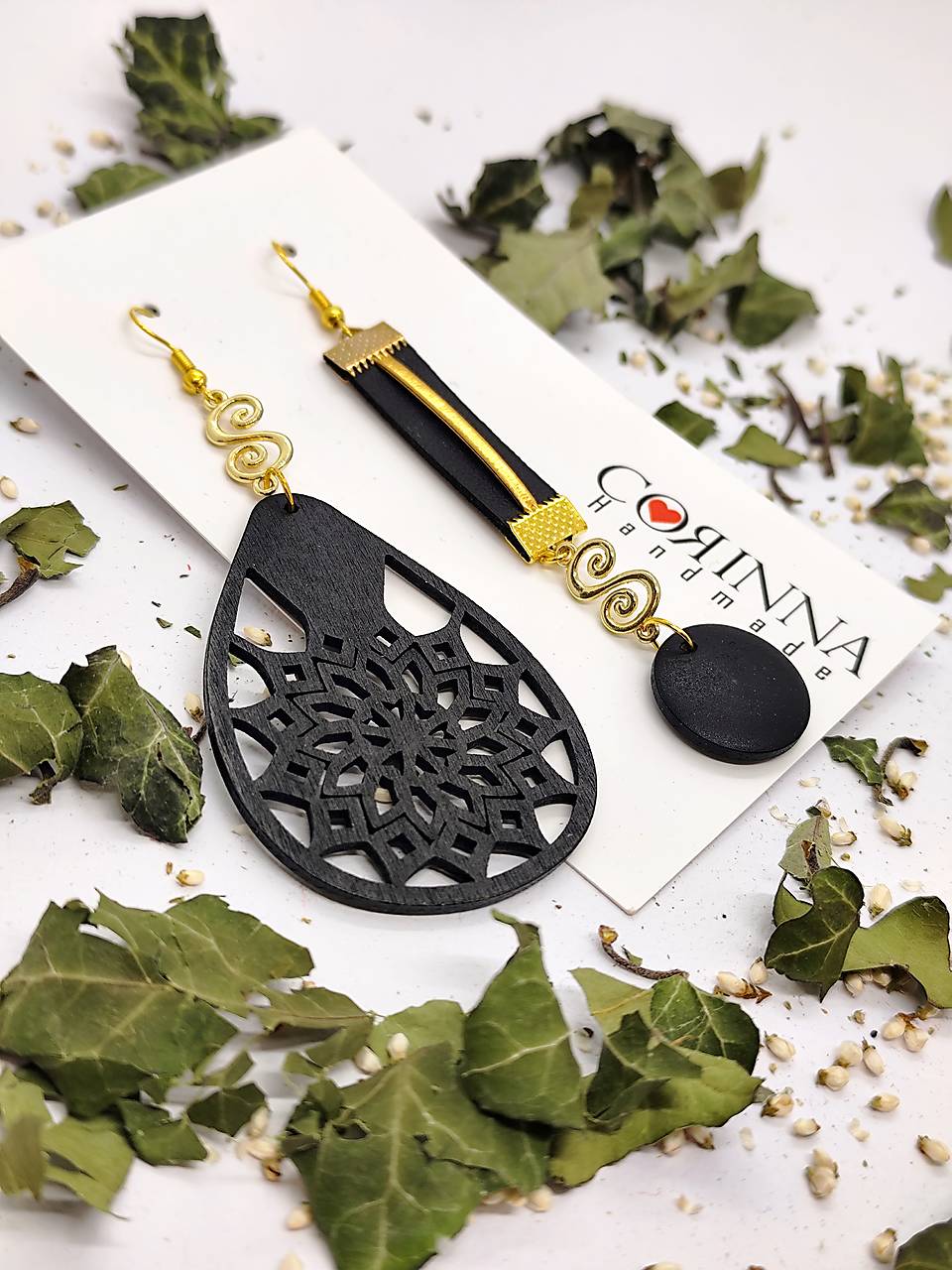 Asymetrické náušnice "ROSALINDA"