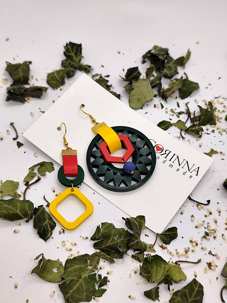 Asymetrické náušnice "LINETHE"