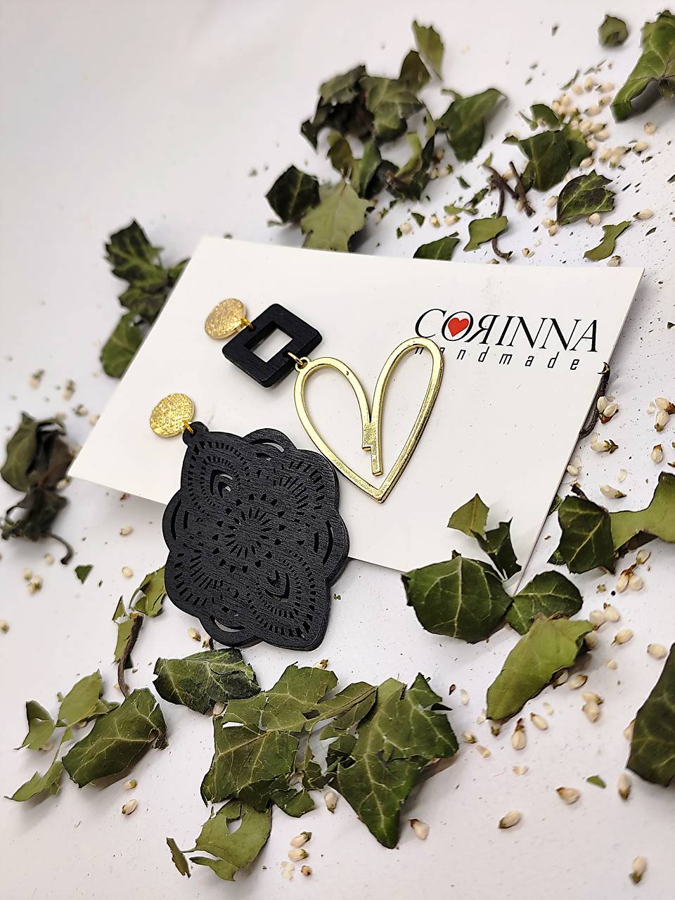 Asymetrické náušnice "KYXA"