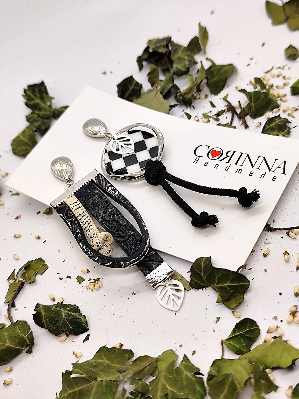 Asymetrické náušnice "DAJANA"