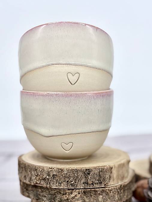 Pinkie - pohárik cappuccino so srdiečkom (200ml, bez uška)