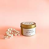 Sviečky - Láska nebeská – valentínska sójová sviečka (Láska nebeská 90 g) - 18099128_