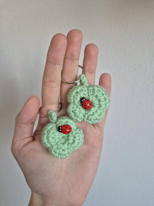 Háčkovaný štvorlístok pre šťastie