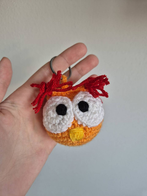 Háčkovaný sovičkový prívesok