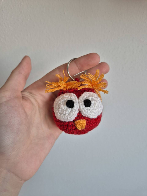 Háčkovaný sovičkový prívesok