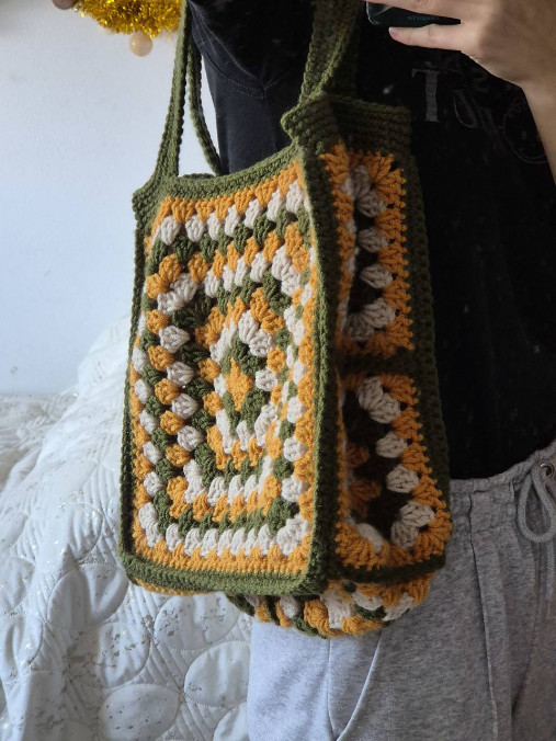 Háčkovaná veľká taška