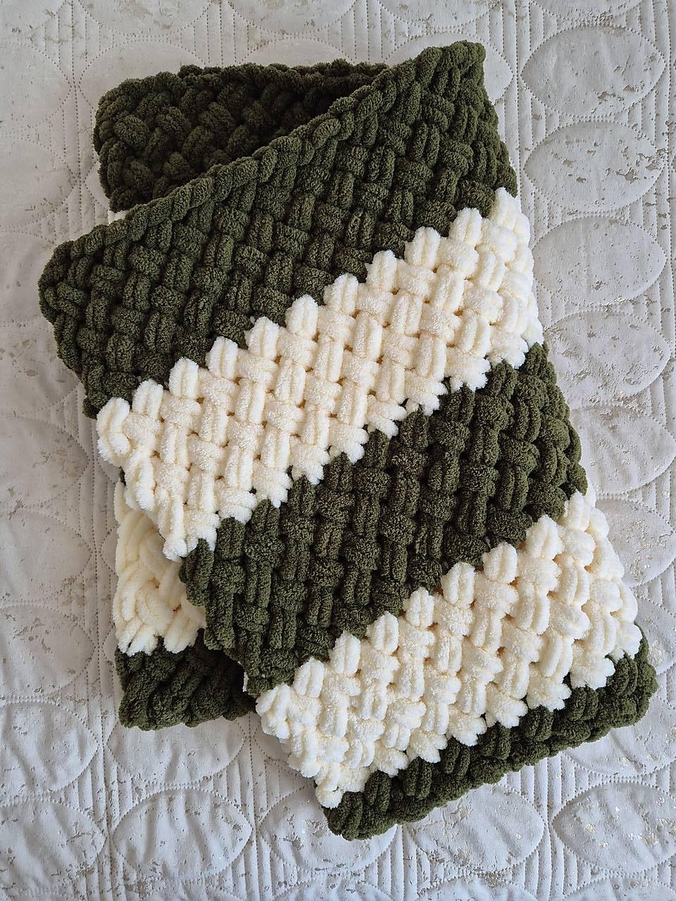 Puffy deka - krížikový vzor (Maslovo - vojenská)