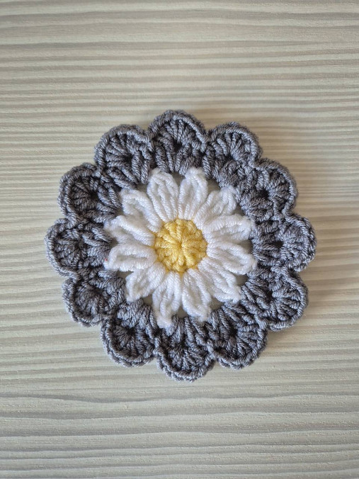 Sedmokráskové podšálky - pastelové