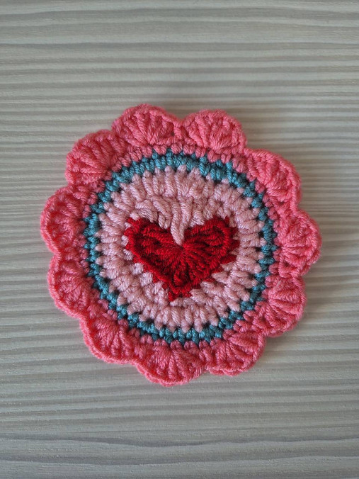 Srdiečkové podšálky