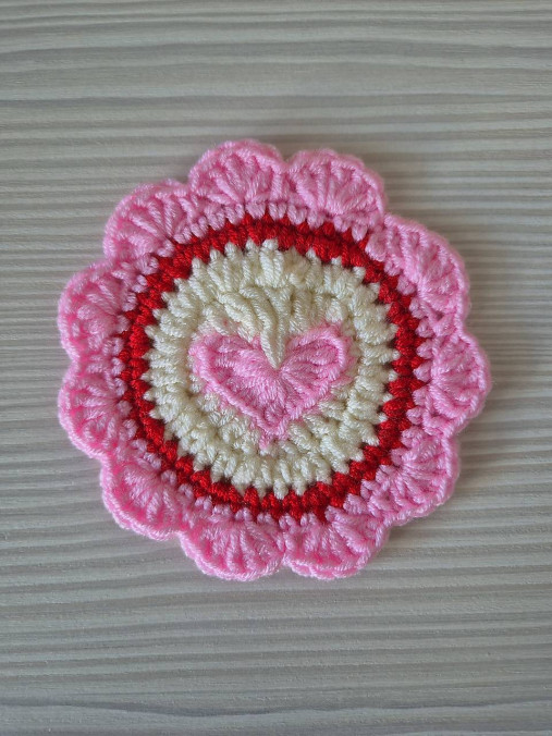 Srdiečkové podšálky