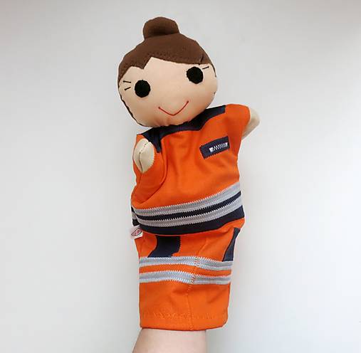 Maňuška na ruku - zdravotná záchranárka