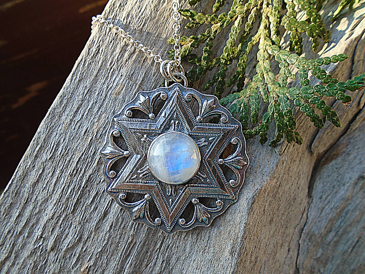 Strieborný prívesok Ag925 Hviezda Mesačný kameň