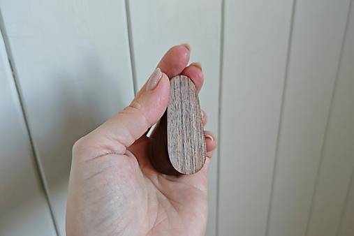 Nástenný vešiak LUXmalý drevo orech