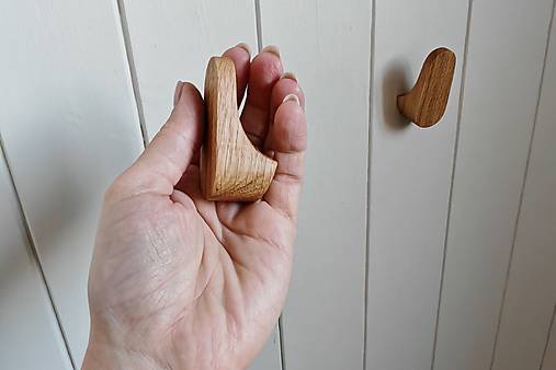 Nástenný vešiak LUXmalý drevo dub