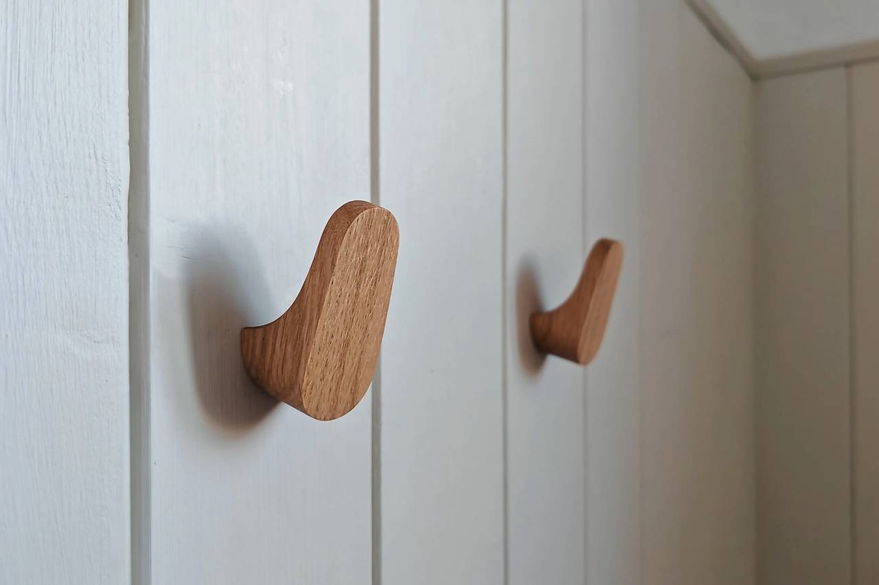 Nástenný vešiak LUXmalý drevo dub