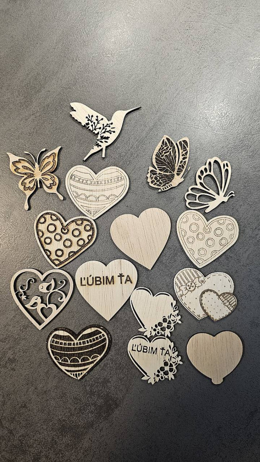 Zápichy gravírované bez farebnej úpravy