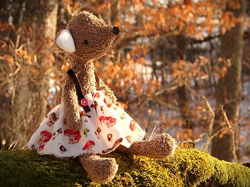 Hračky - bledohnedá "Pupy" v muchotrávkovej sukničke - 18106856_