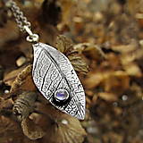 Náhrdelníky - Lístok s mesačným kameňom - ​​strieborný prívesok - 18107578_