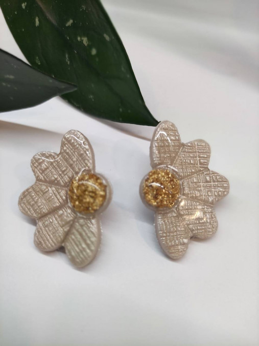 Kvetinové náušnice