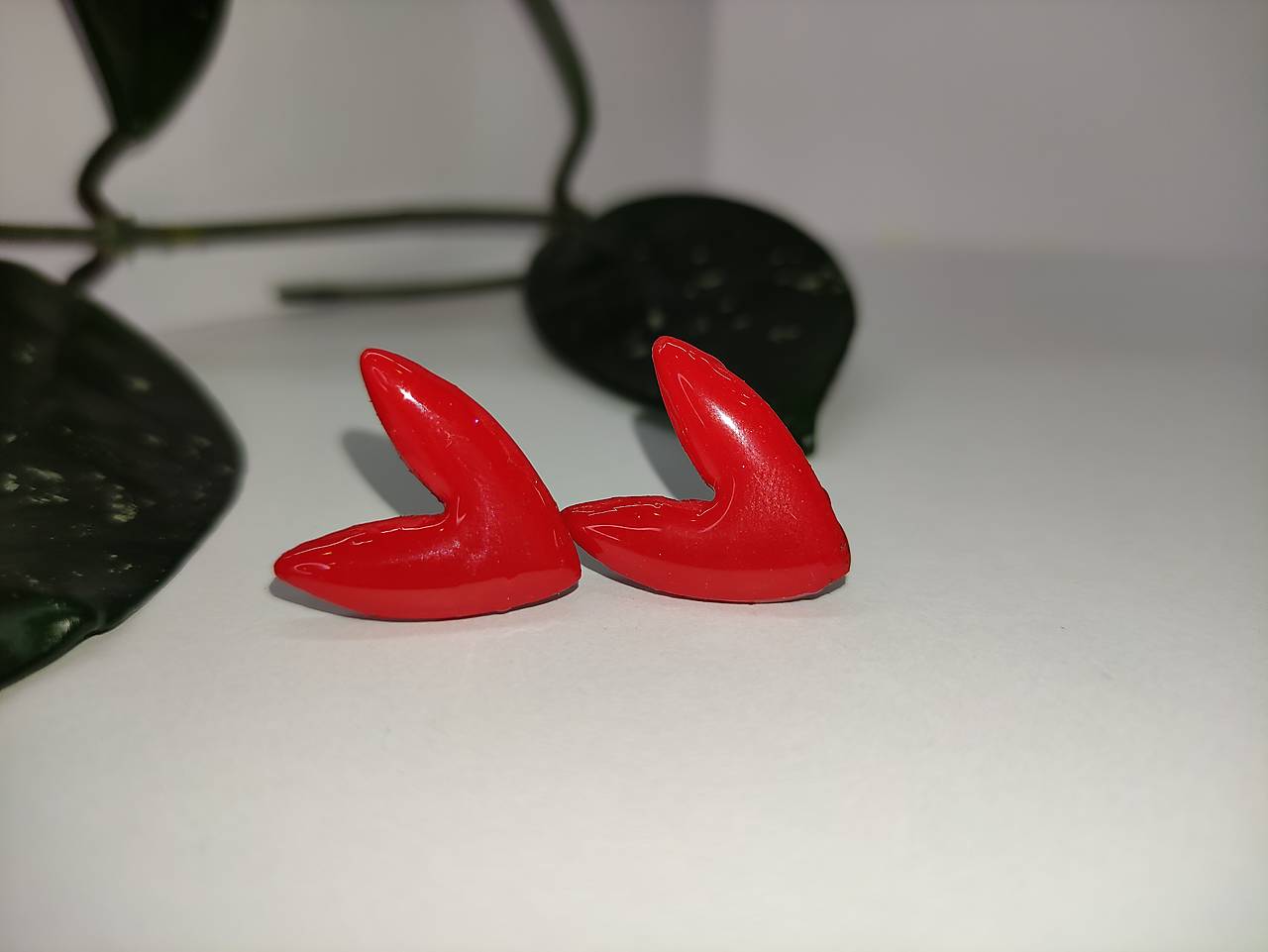 Červené srdiečka – napichovacie náušnice