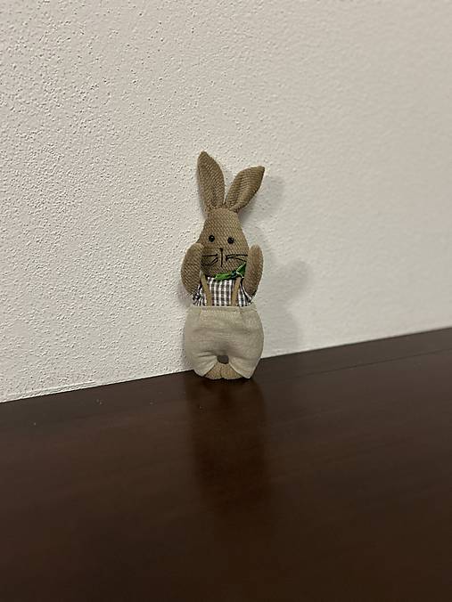 Hračky - Zajačik v nohaviciach, košeli a motílikom - 18110310_