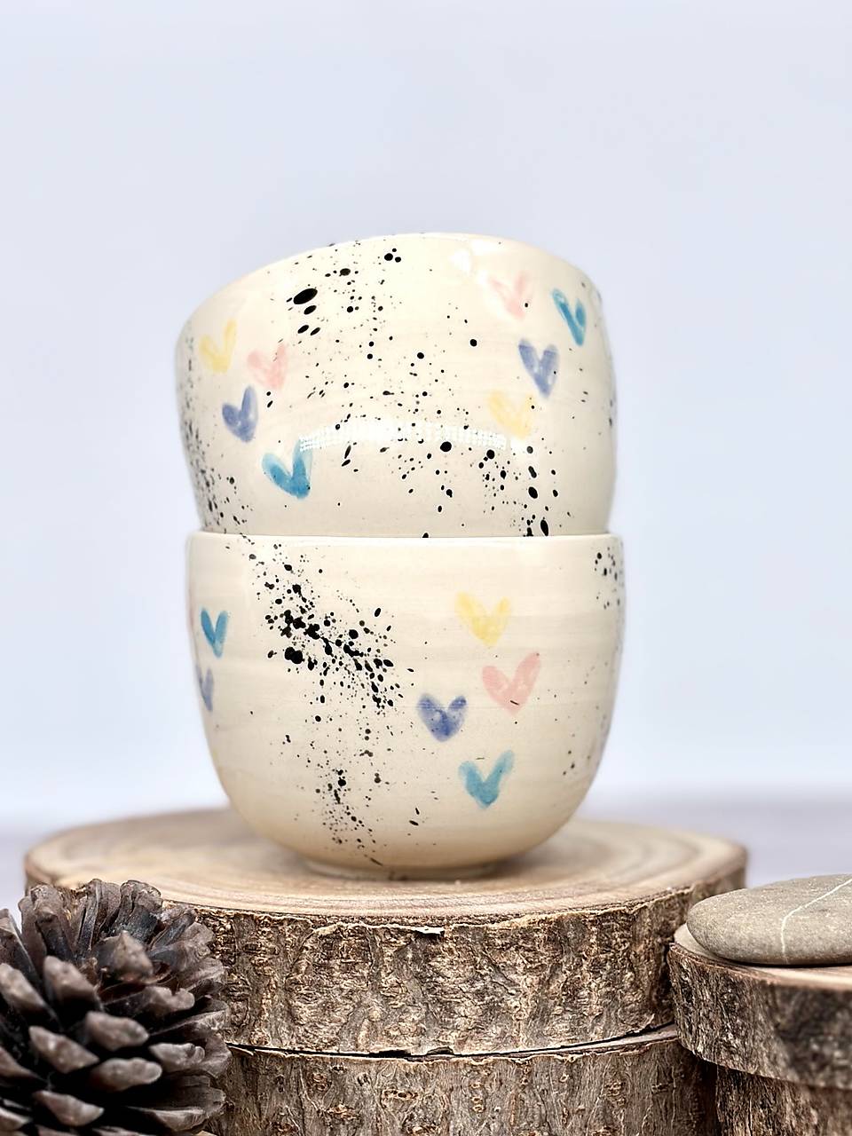 Farebné Srdiečka - pohárik cappuccino (200ml, bez uška)