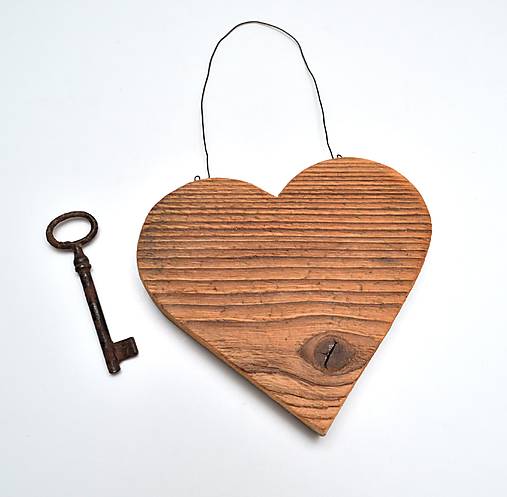 Dekorácie - Drevené srdce - 18112318_