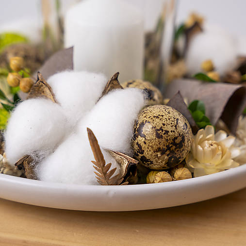 Svietnik zo sušených kvetov na stôl  (Béžová)