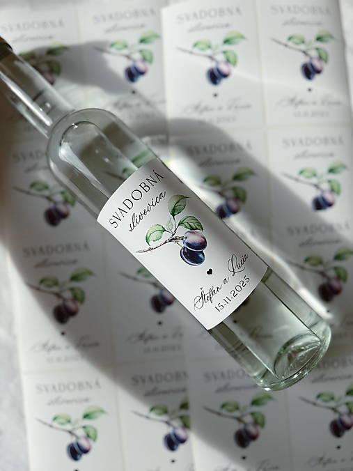 Úložné priestory & Organizácia - Nálepky na svadobnú pálenku 304 ilustrácia slivky - 18114023_