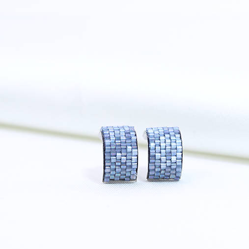 Oblúčikové napichovacie náušnice (Modrá)