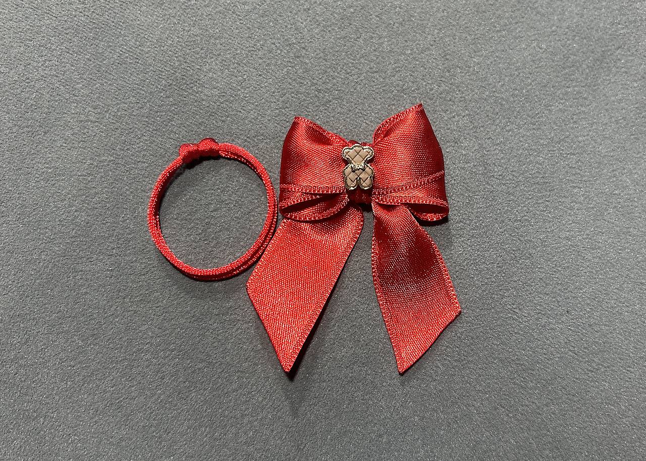 Set proti urieknutiu pre bábätko - mašlička na kočík/vajíčko s béžovo-zlatým mackom + náramok