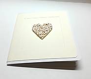 Papiernictvo - Blahoželanie / pohľadnica so srdiečkom z ruží ... - 18117348_