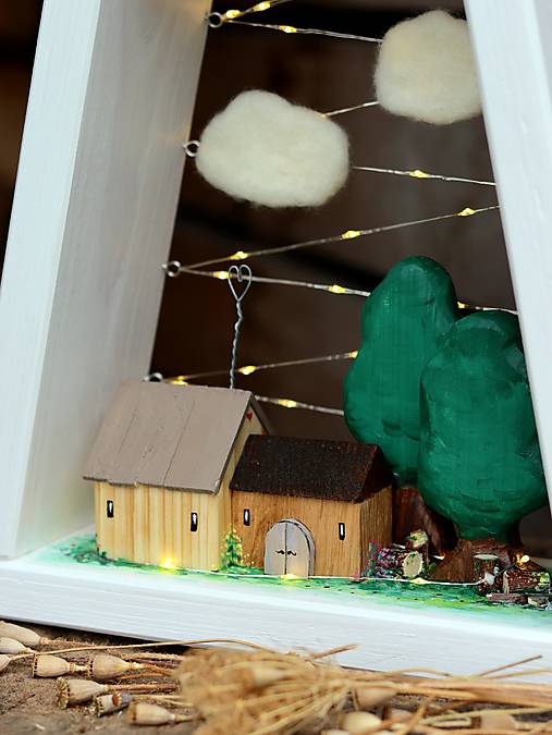 Lampášik "vidiecky domček vo vlčom maku"